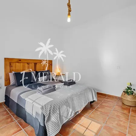 Apartment Malvasia Y Listan - Relax Con Vistas Al Volcan San Bartolome (Las Palmas)